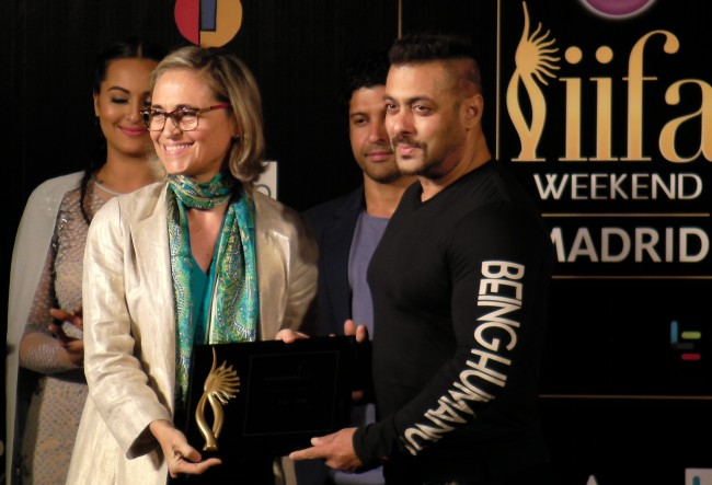 Salman Khan with Madrid mayor IIFA 2016 Madrid Press Conference Journalism News network