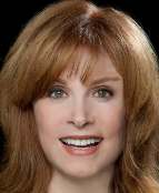 Stefanie Powers to Receive Polish Heritage Award